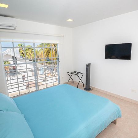 By The Sea Guest House San Andrés エクステリア 写真