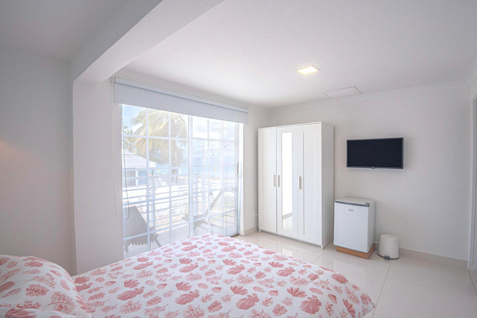By The Sea Guest House San Andrés エクステリア 写真